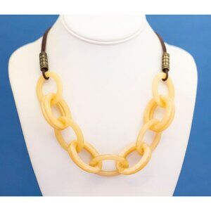 18 inch, Vintage Gold Tone Chain Link Statement Bib Necklace by Avon D38